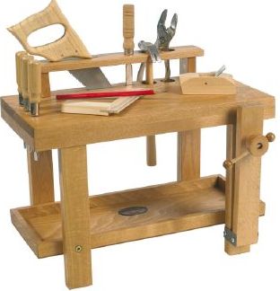 Saleseek Peroni Arredamenti Chiude Roma